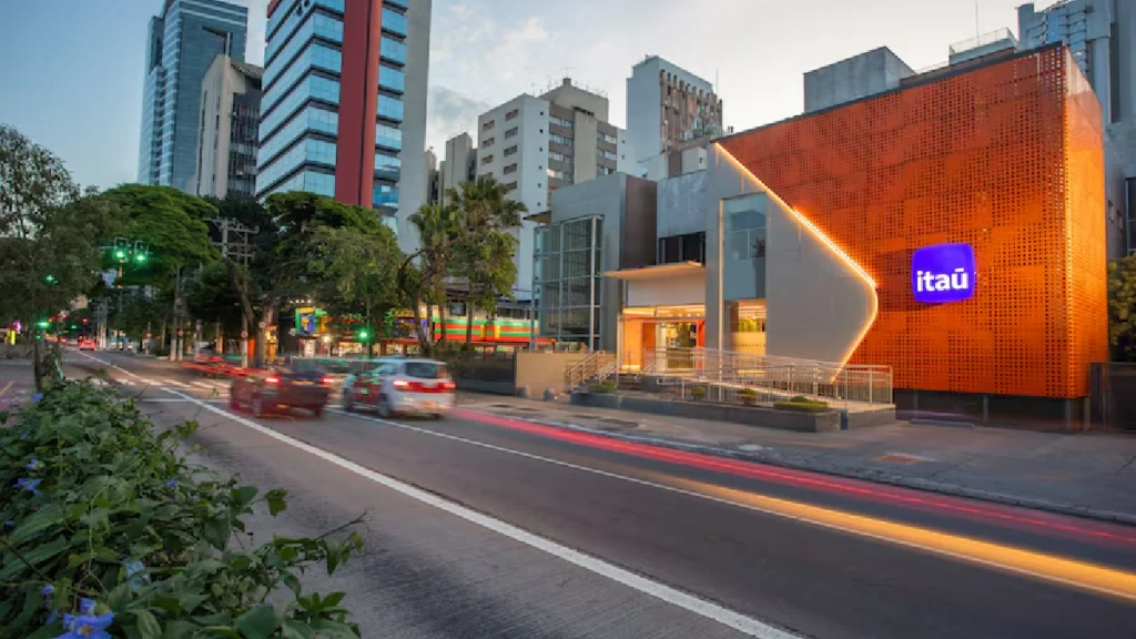 Mercados Hoje: Foco na Taxa de Desemprego, Petrobras e Itaú em Dia de Menor Liquidez no Exterior