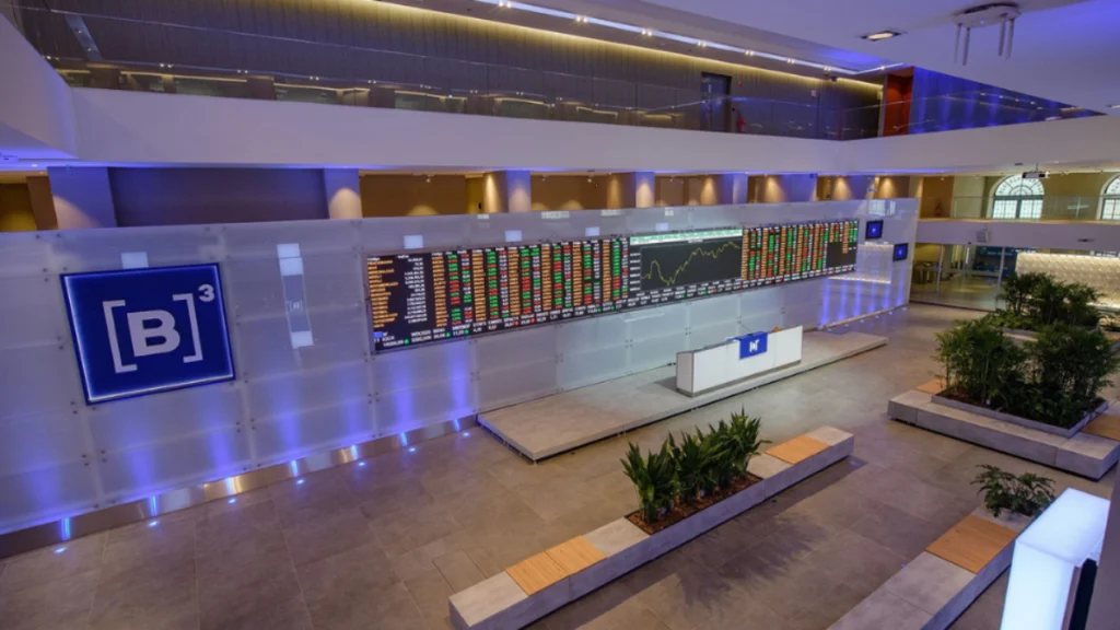 Ibovespa B3 Cai 0,79% Devido à Aversão Global ao Risco; Dólar Aumenta para R$ 5,52