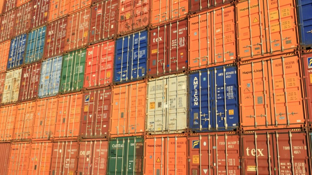 Brasil Bate Recorde Histórico com Exportação de US$ 22,6 Bilhões em Novembro