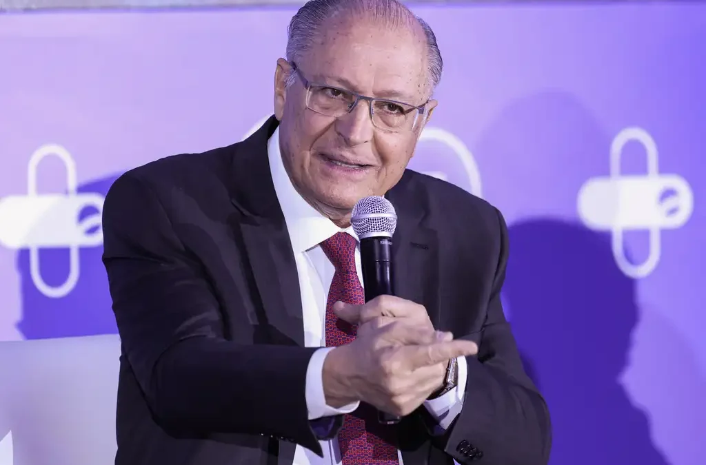 Alckmin destaca aumento de competitividade após decisão judicial dos EUA sobre tarifas