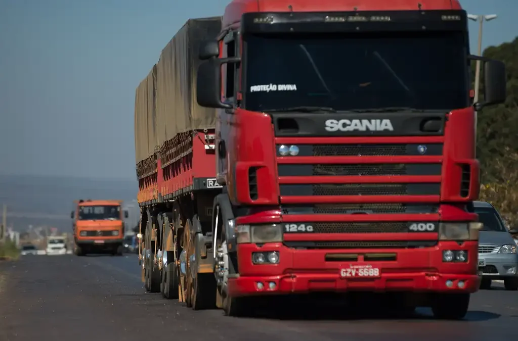 Aumento de quase 24% no preço do diesel desde o início da guerra, segundo dados da ANP; confira os valores atualizados