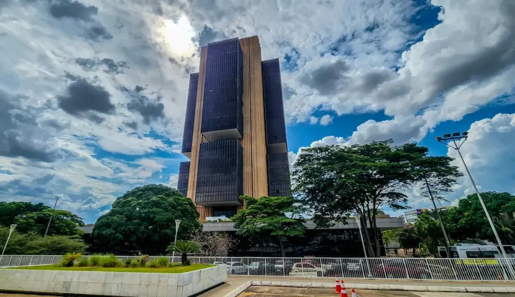 Mercado Precifica 80% de Chance de Corte de 0,25 Ponto na Selic pelo Copom